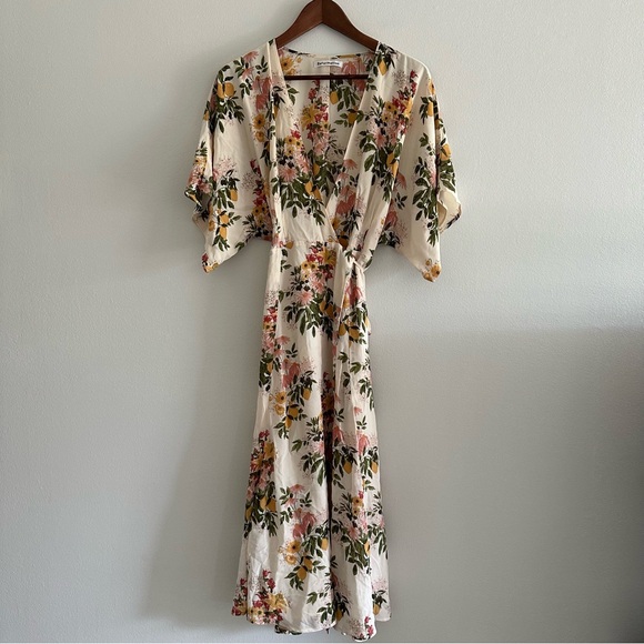 New Reformation Karen Milo Dress Floral Wrap M - Picture 4 of 13